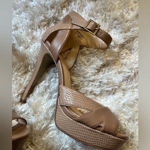 Nine West Heels GUC